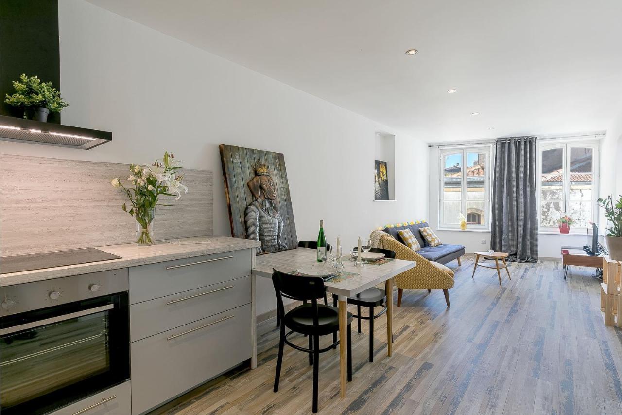 Unsejourametz-Fr Meubles Ossons Du T2 Au T4 Avec Parking,アパートメント エクステリア 写真